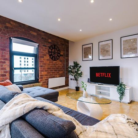 2 King Size Beds In Manhattan Styled Oversize Apartment Leeds  Buitenkant foto