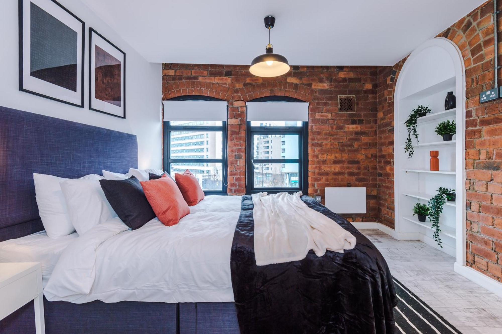 2 King Size Beds In Manhattan Styled Oversize Apartment Leeds  Buitenkant foto