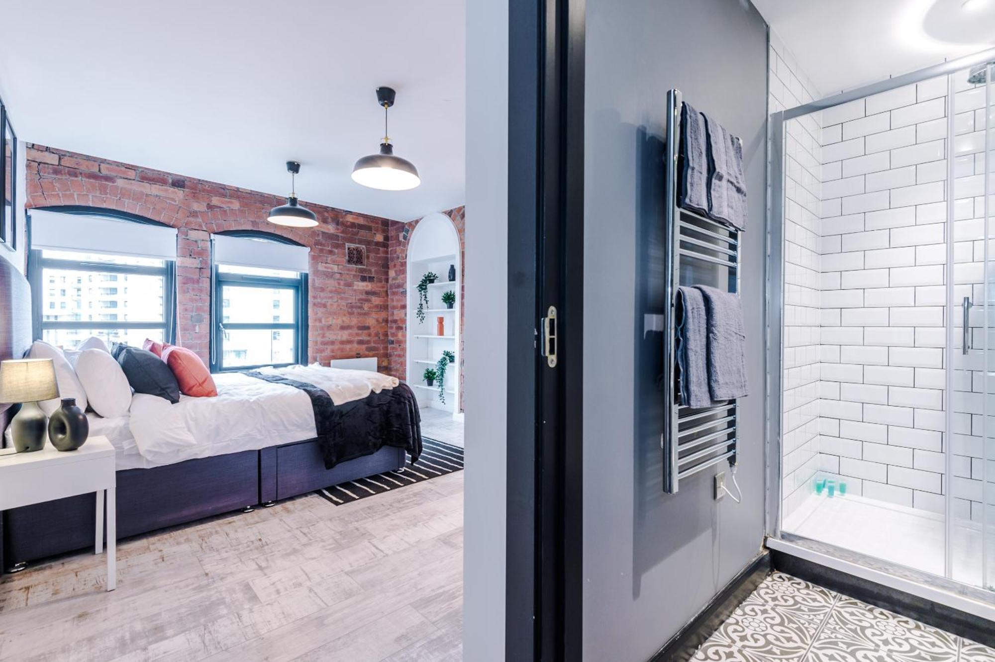 2 King Size Beds In Manhattan Styled Oversize Apartment Leeds  Buitenkant foto