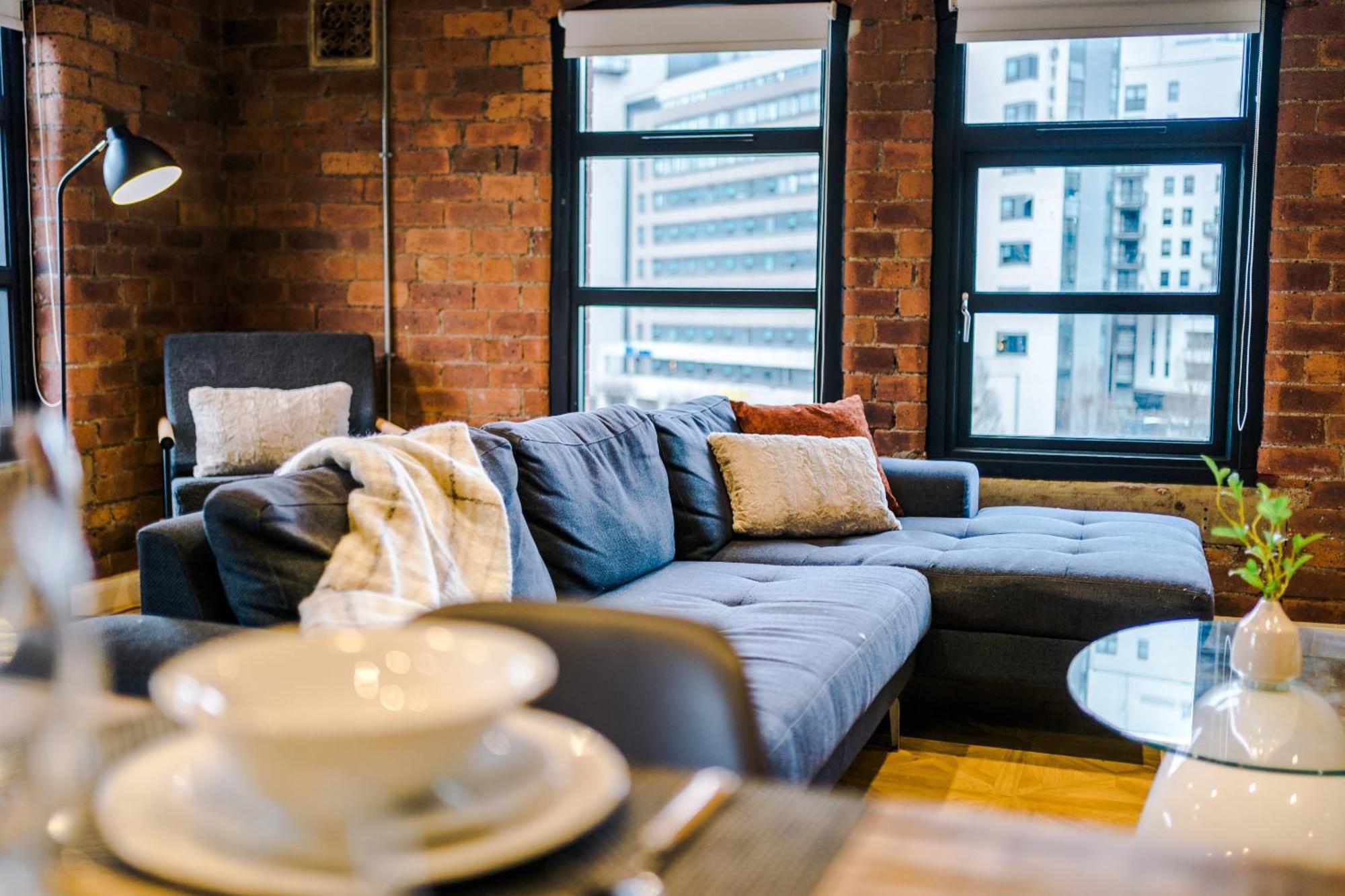 2 King Size Beds In Manhattan Styled Oversize Apartment Leeds  Buitenkant foto