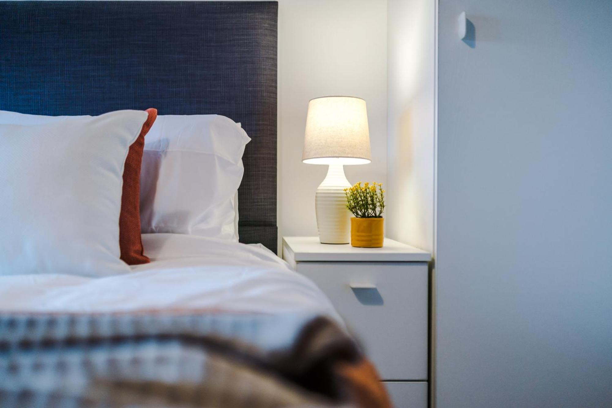 2 King Size Beds In Manhattan Styled Oversize Apartment Leeds  Buitenkant foto